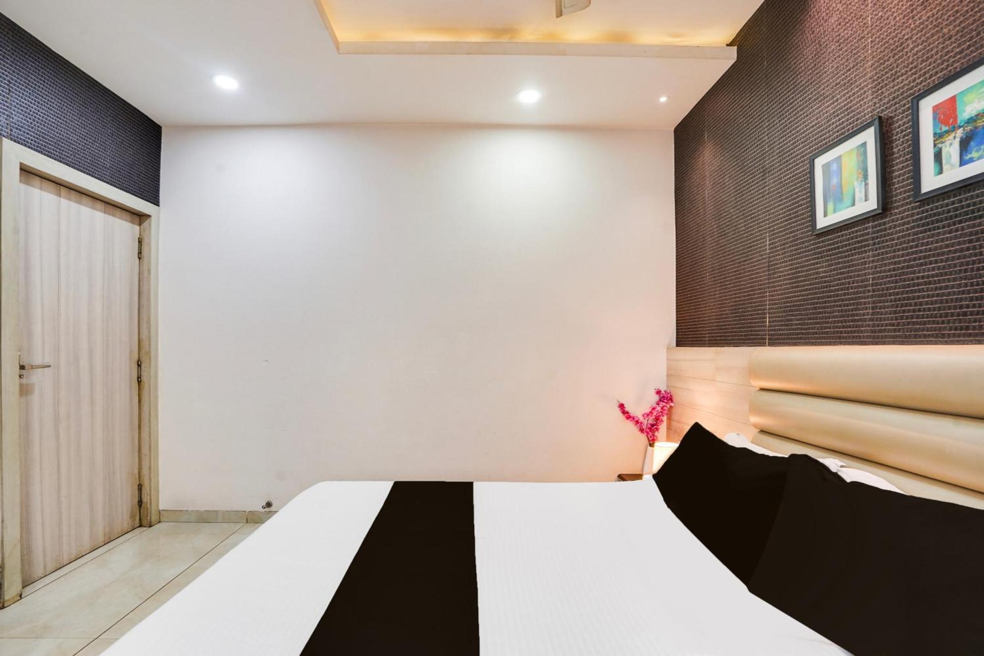 Super Townhouse Jhalawar Road Gumanpura Formerly Rockland 科塔 外观 照片