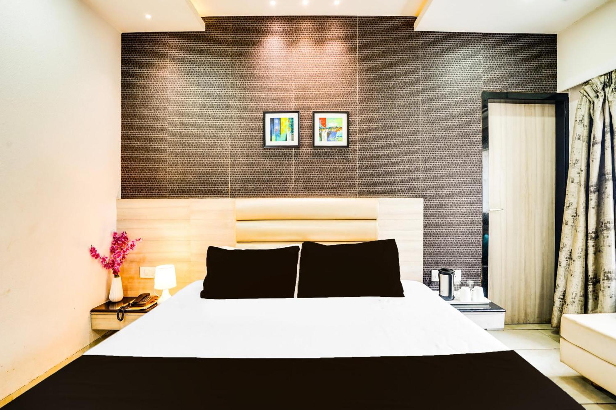 Super Townhouse Jhalawar Road Gumanpura Formerly Rockland 科塔 外观 照片