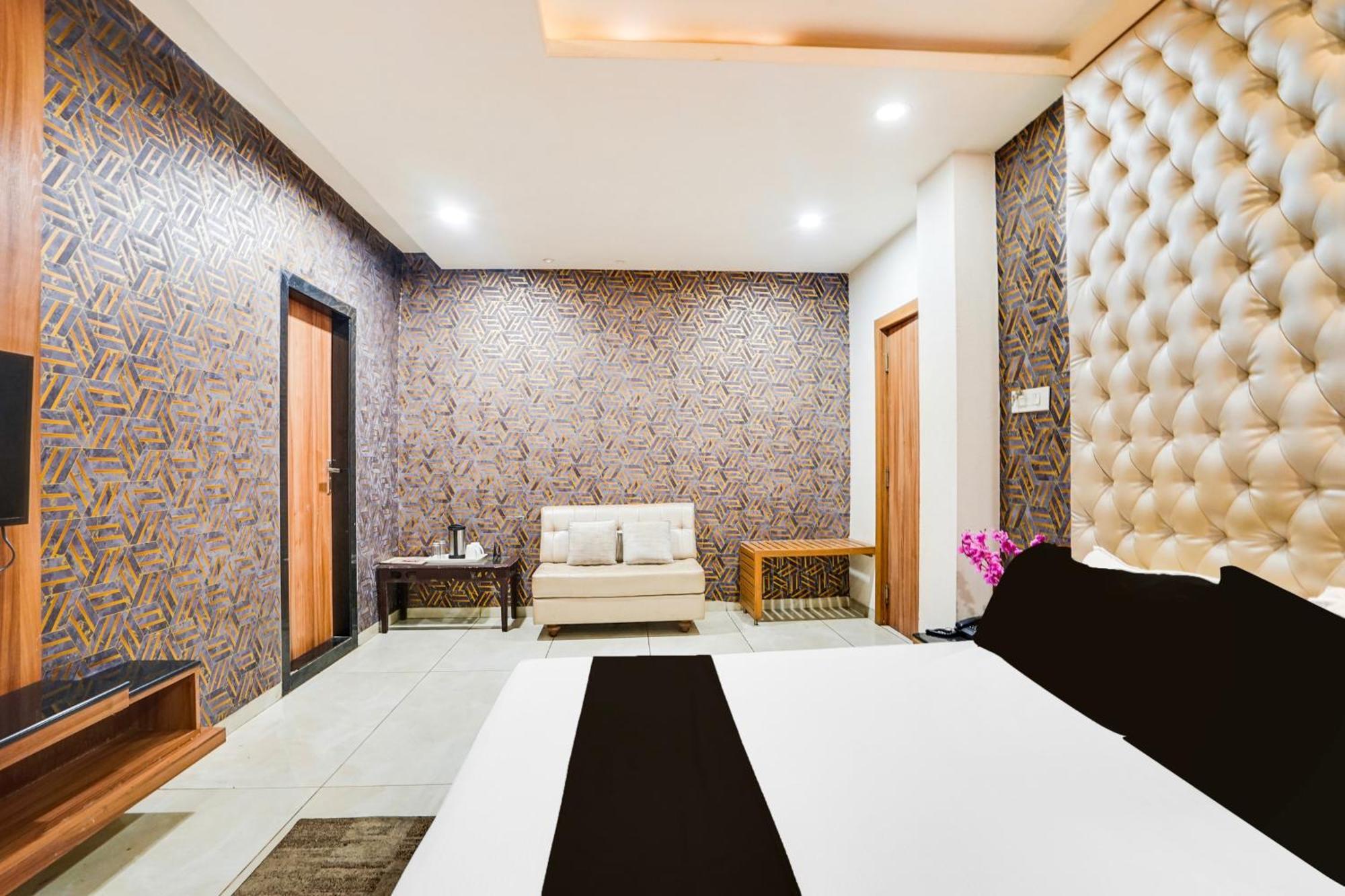Super Townhouse Jhalawar Road Gumanpura Formerly Rockland 科塔 外观 照片