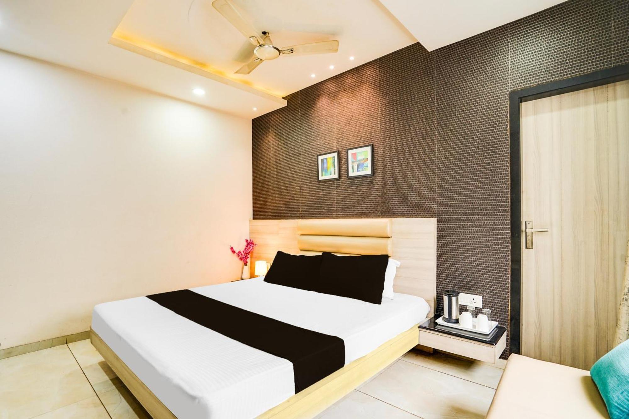 Super Townhouse Jhalawar Road Gumanpura Formerly Rockland 科塔 外观 照片